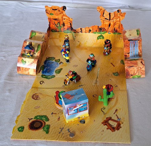.Fundzustand-Ü-Eier-Diorama